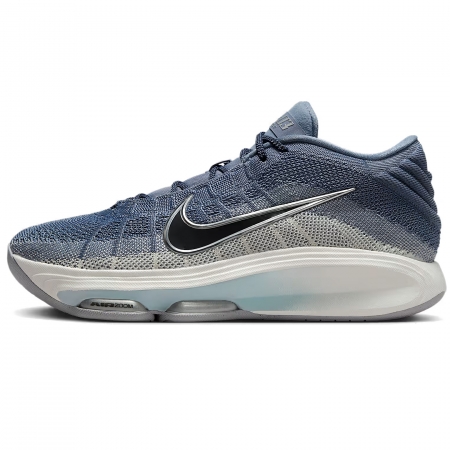 Nike G.T. Hustle 3