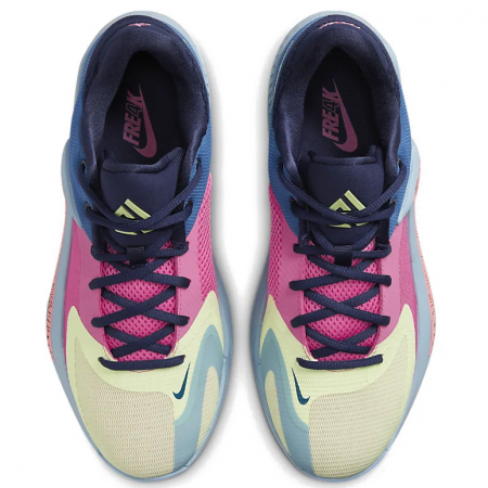 Nike Zoom Freak 4