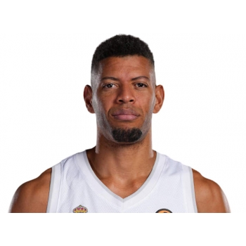 Walter Tavares